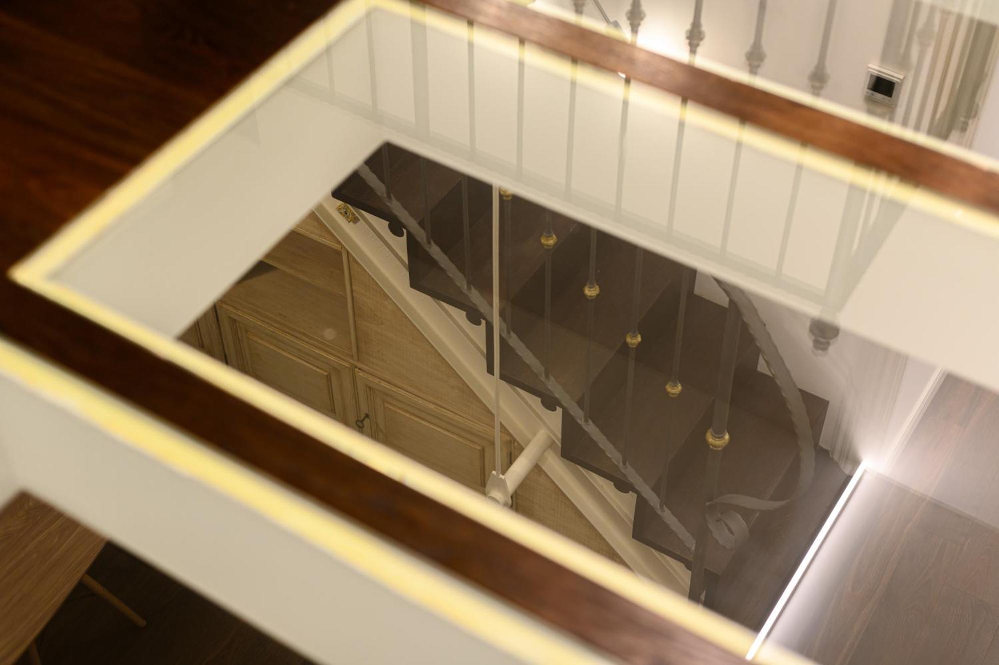 Apartment Via Carlo De Cesare 15 *